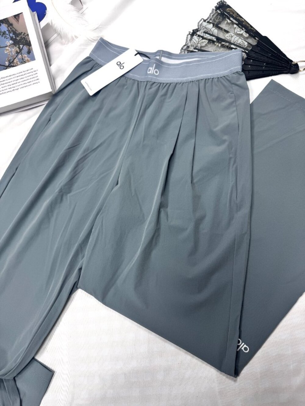 ALO Yoga💛 Suit Up Trouser Steel Grey💓NWT Regular-30" Inseam - Picture 5 of 6